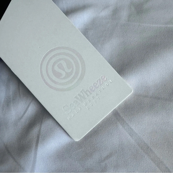 🆕🖤 Lululemon Seawheeze 2017 Tracker Short - Counter Culture White Black - Picture 4 of 7